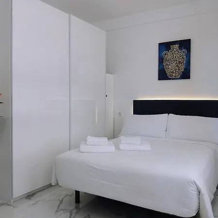 Appartamento Modern In Downtown Torremolinos, Close To The