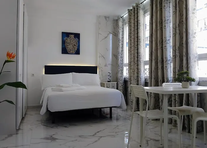 Modern In Downtown Torremolinos, Close To The